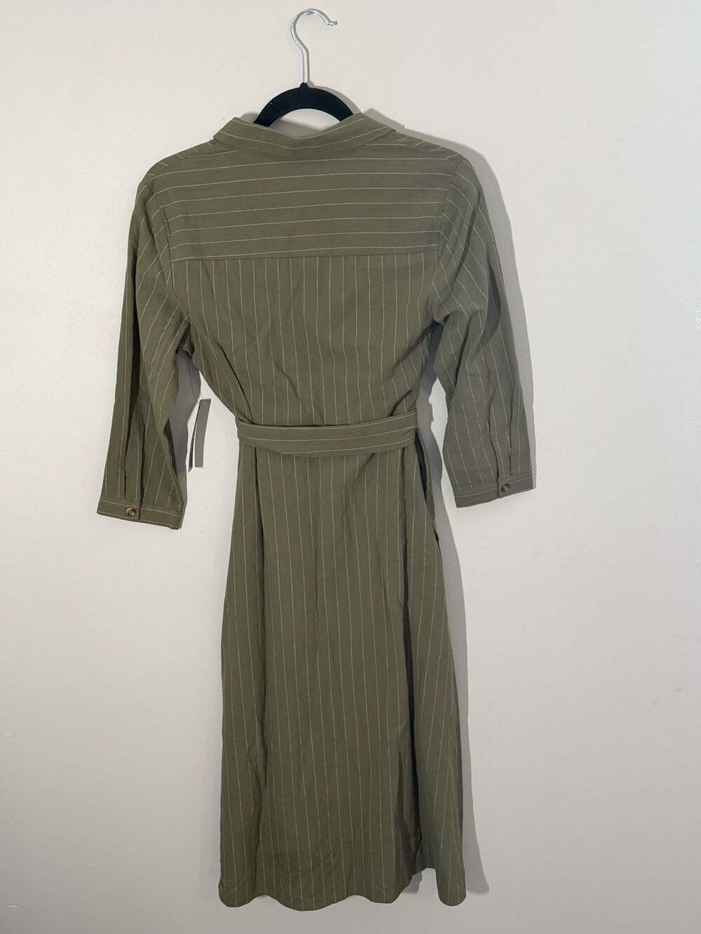 Lulus Olive Green Pinstripe Belted Button-Down Midi Dress Size S - Picture 3 of 3